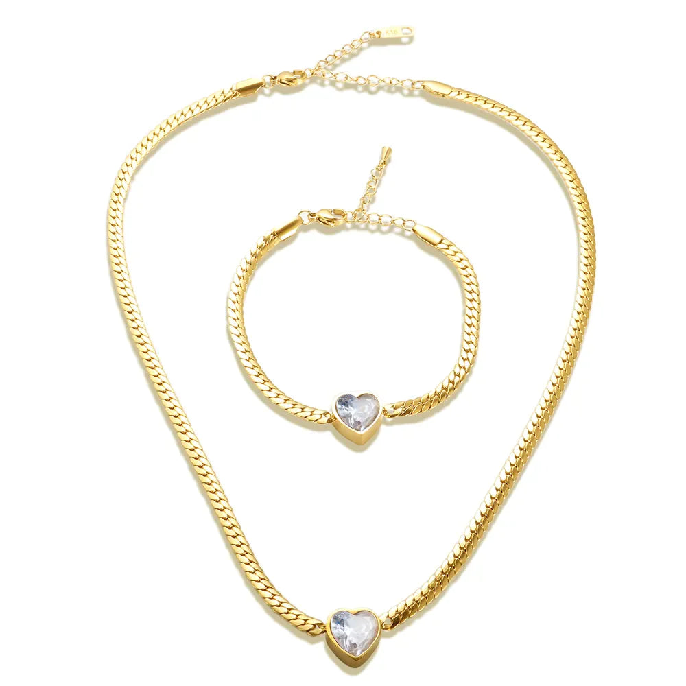 Colar com Pulseira e Pingente de Coração Banhado a Ouro 18K