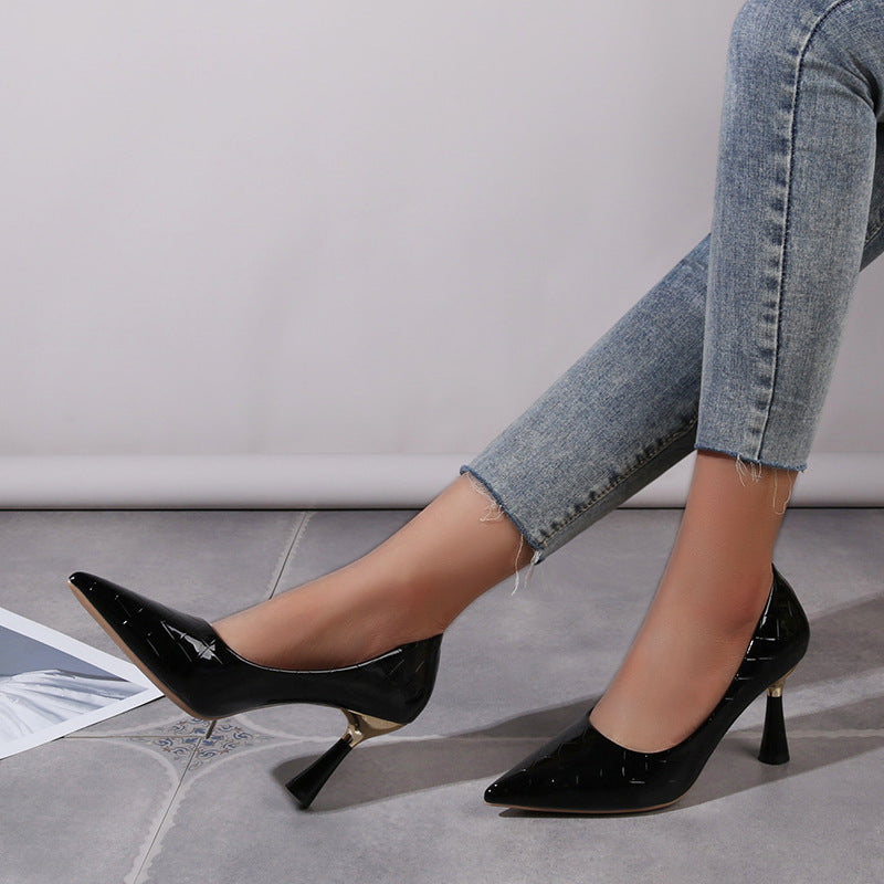 Scarpin Fashion Vogue Salto Alto