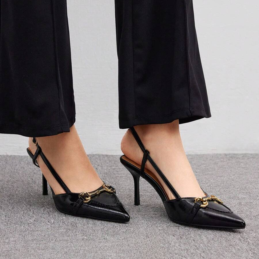Scarpin Preto Couro Salto Alto Luna Charme