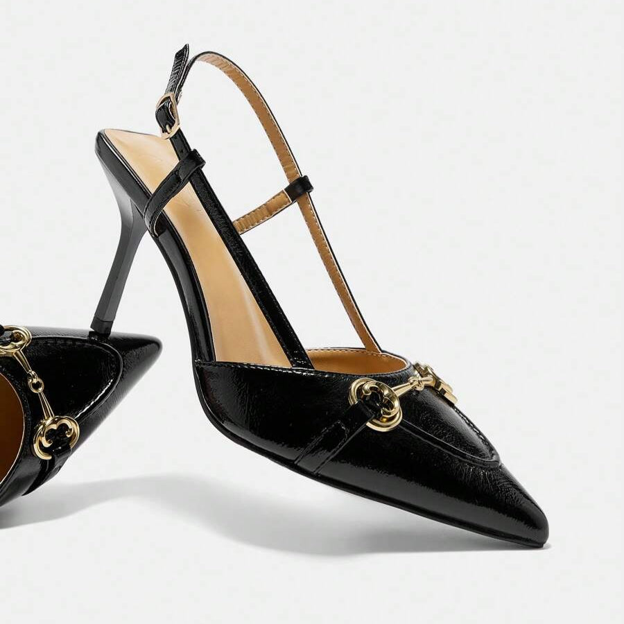 Scarpin Preto Couro Salto Alto Luna Charme