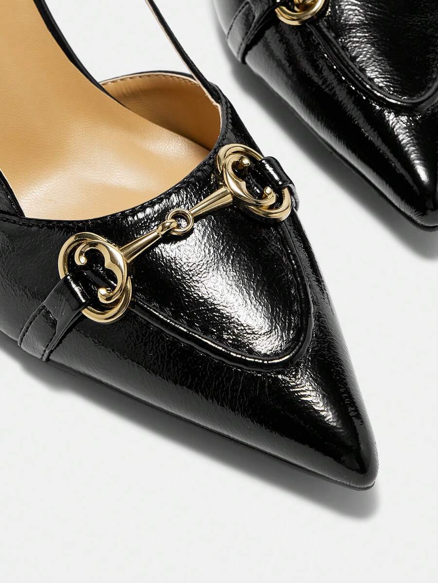 Scarpin Preto Couro Salto Alto Luna Charme