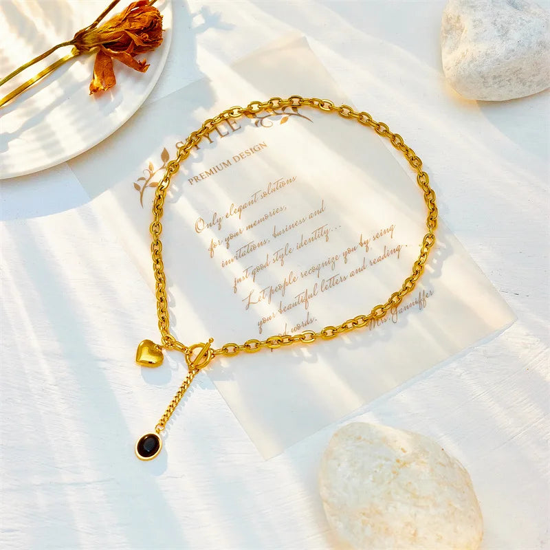 Colar Charme de Coração Banhado a Ouro 18K