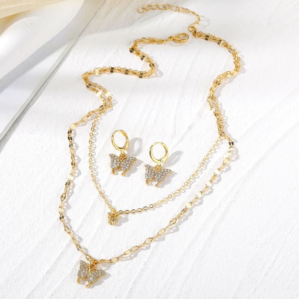 Conjunto de Joias Duplo Colar e um par de Brincos de Borboleta Banhado a Ouro 18K